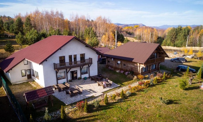 Chiliile Casa | Pensiunea Lacul Mocearu