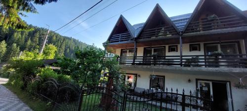 Durau Casa | Pensiunea Montan