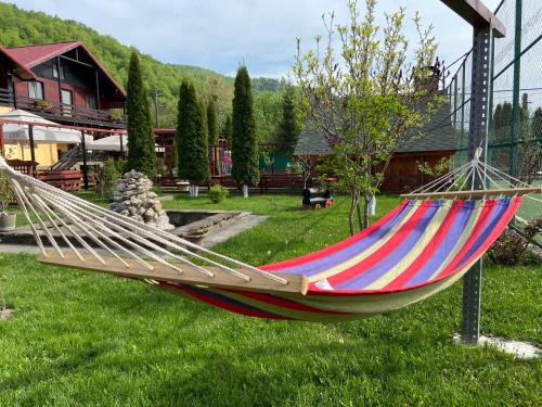 Gura Teghii Casa | Pensiunea Montana Varlaam
