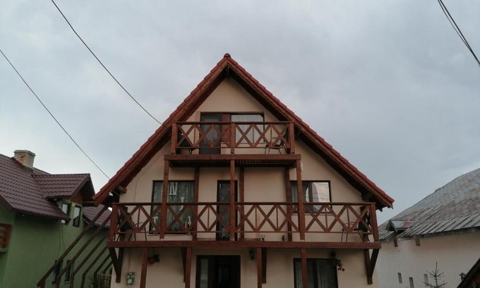 Ranca Casa | Pensiunea Tania