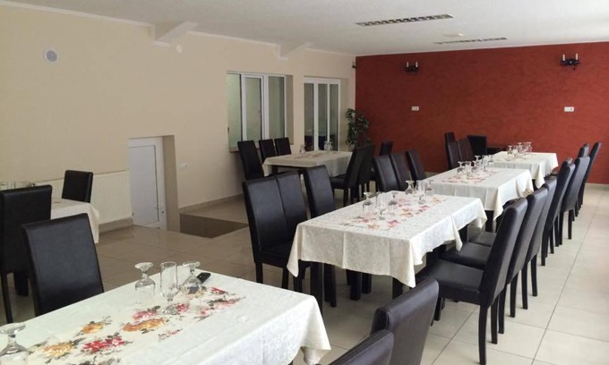 Sugag Casa | Pensiunea Valea Frumoasei