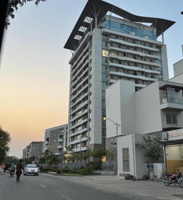 Lahore Apartamento | Penta Square Executive Serviced Apartments DHA Lahore