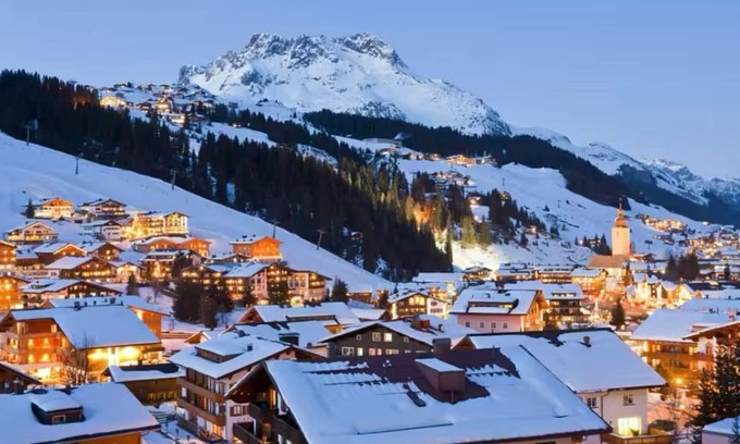 Lech am Arlberg Apartamento | Penthouse Apartment WÖSTER - Boutique Chalet Almrausch outbuilding