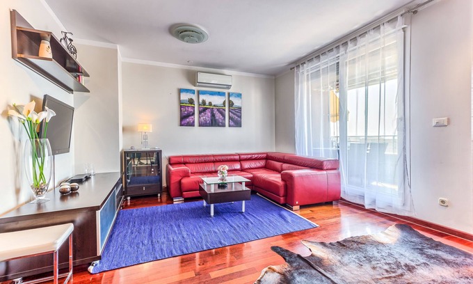 Znjan Apartamento | Ático con vistas al mar