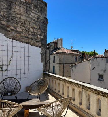 Arles City Centre Apartamento | Penthouse Apartment with Large Terrace and Veranda