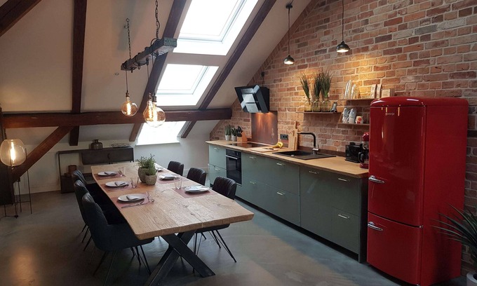 Nordstadt Apartamento | Penthouse at the old arsenal - fireplace, WLAN, bathtub, shower, balcony