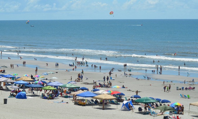 Ash Condominio | Penthouse Beach/ Ocean Front Unit, 2 Pools, 1mi walk to dwtn/shops