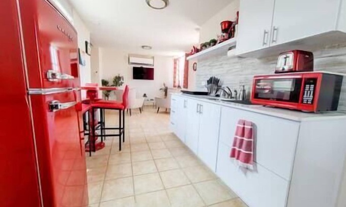 Bajura Apartamento | Penthouse beach front Studio @ Jobos beach