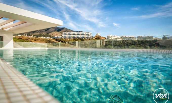 Torreblanca Apartamento | Ático Diamond | Con piscina en Fuengirola
