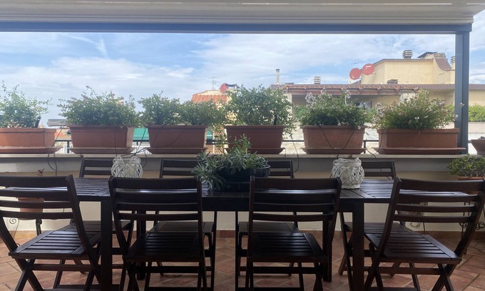 Santissima Annunziata Apartamento | Penthouse in Florence in Savonarola square
