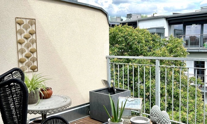 Kreuzberg Apartamento | Penthouse in trendy Berliner neighborhood