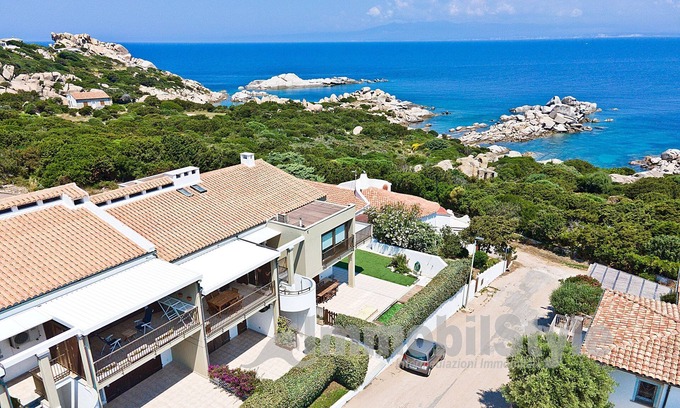 Capo Testa Apartamento | Penthouse 300 meters from the beach