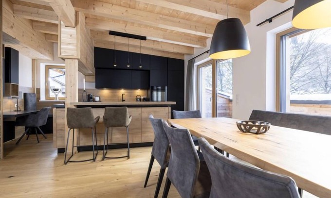 Soell Apartamento | Penthouse large Bergblick 19 by Interhome