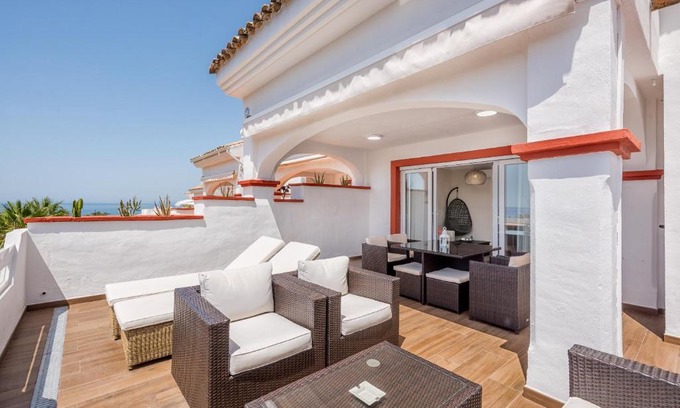 Nikki Beach Apartamento | Ático en Marbella Playa de Rafleys