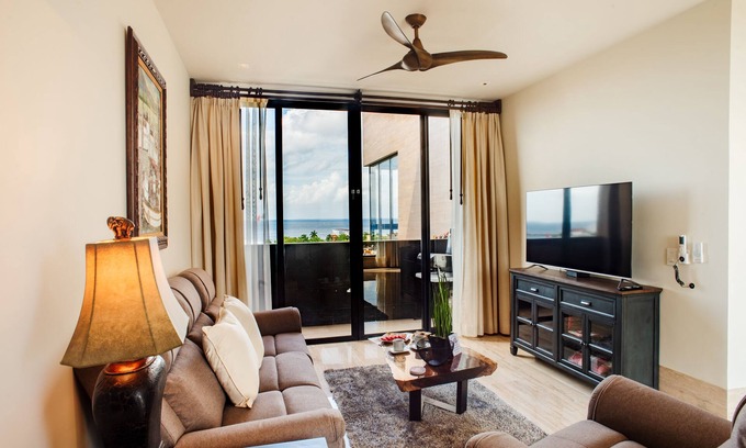 Colonia Adolfo Lopez Mateos Condominio | Penthouse Perfect-Just Released