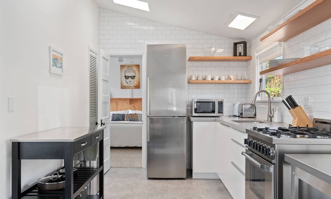 Summerland Casa | Penthouse ocean views 1Bd/ 1Bth