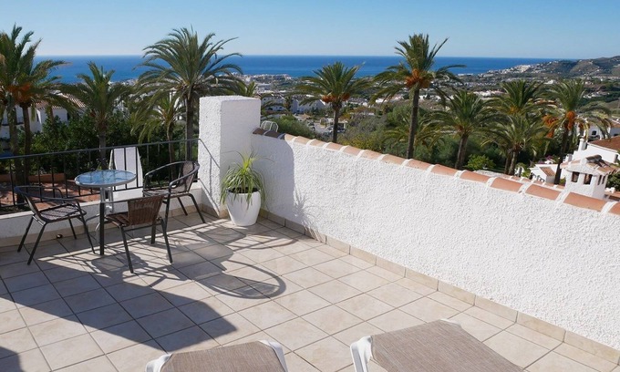 Nerja Apartamento | Penthouse, roof terrace 360° view, 40 m² terraces, from the private landlord on site