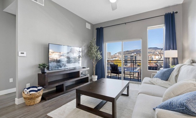 Downtown Salt Lake City Apartamento | Penthouse w/Capital VIEWS! NEW!
