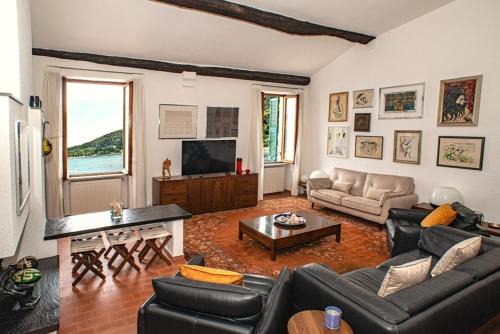 Portovenere Apartamento | Penthouse with a Dream Sea View in Portovenere