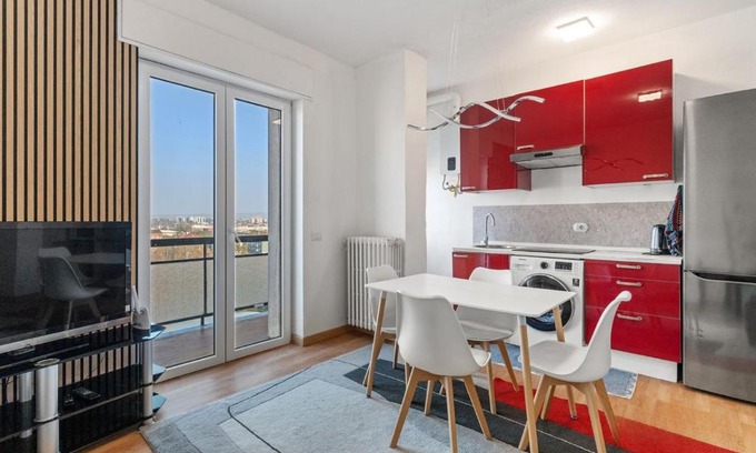 Cinisello Balsamo Apartamento | Penthouse with Garage & Stunning Views of Milan - Near the Underground of Milan