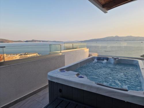 Kodrra Apartamento | Penthouse with Jackuzy