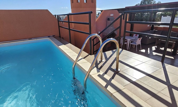Vera Beach Apartamento | Atico con piscina privada en solarium, vistas al mar, 65m de la playa, WiFi