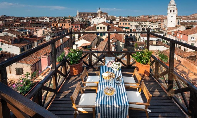 Castello Apartamento | Penthouse with Rooftop Terrace and 360 Views of Venice - Venice5th