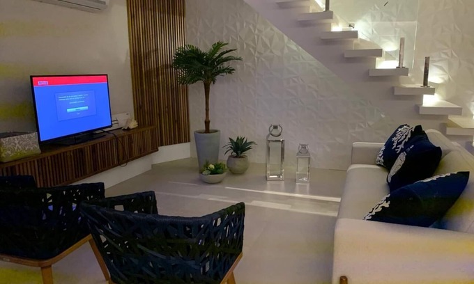 Riviera de Sao Lourenco Apartamento | Penthouse with sea view