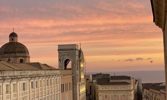 Historic Castle District Apartamento | PENTHOUSE WITH SEAVIEW TERRACE IN THE CITY'S HEART