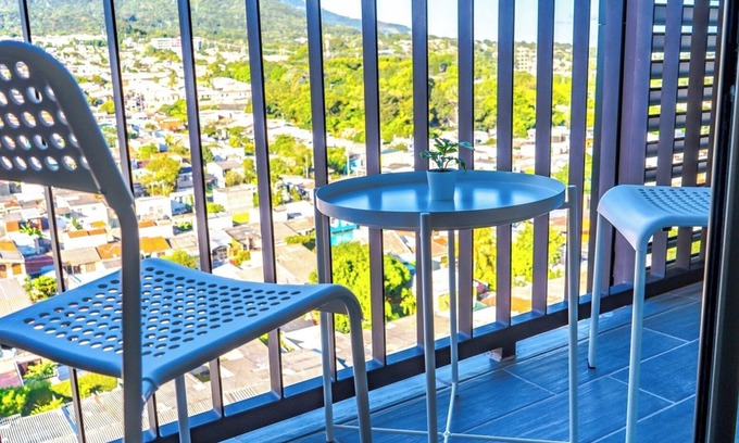 Santa Tecla Condominio | Penthouse with Volcano Views & Top Amenities - AC, Gym, Lounge, Patio, Workspace