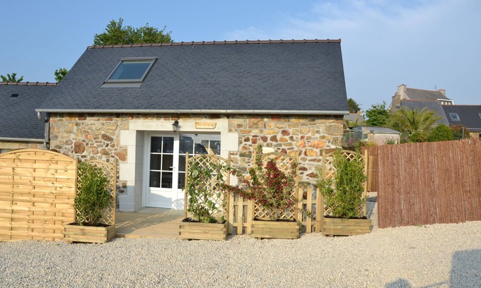 Camaret-sur-Mer Casa | Pequeña casa de piedra, reformada, pareja ideal, a 500 m del mar, del GR