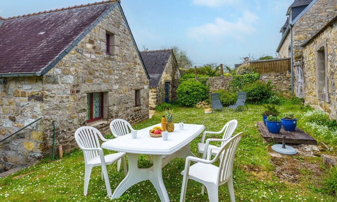 Crozon Casa | Penty Landromiou by Interhome