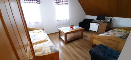 Valaska Dubova Casa | Penzión Jánošíkova Krčma