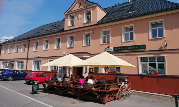 Polevsko Casa | Penzion a restaurace na Křižovatce
