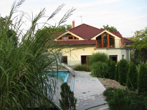 Strilky Casa | Penzion Helena a chata Helena