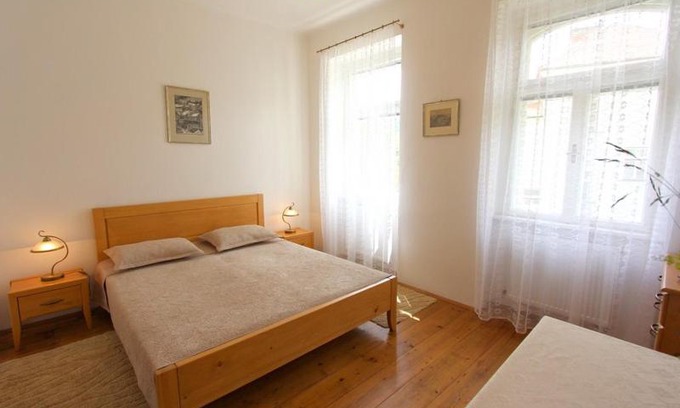 Vranov nad Dyji Casa | Penzion Jelen Vranov nad Dyjí