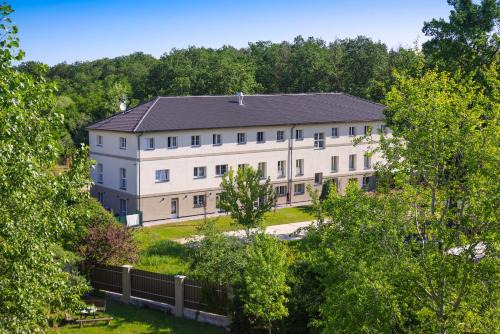 Milovice Casa | Penzion Lesni