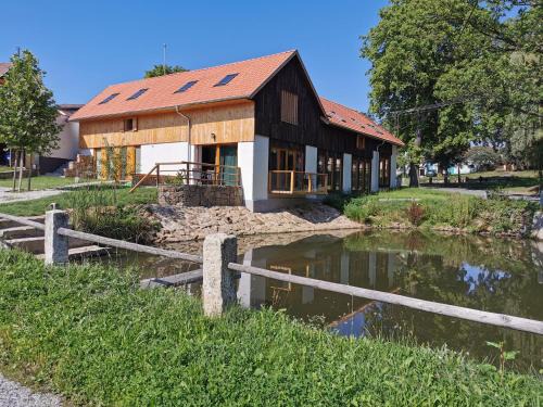 Nova Cerekev Casa | Penzion Okamžik Stanovice