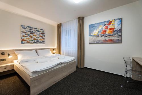 Dolany Casa | Penzion Pod Kartouzkou