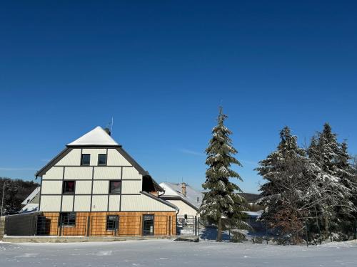 Cinovec Casa | Penzion Stará pošta