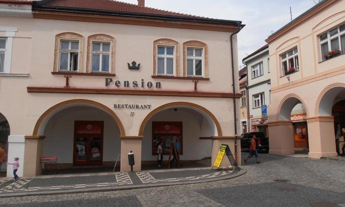 Jicin Casa | Penzion u České Koruny