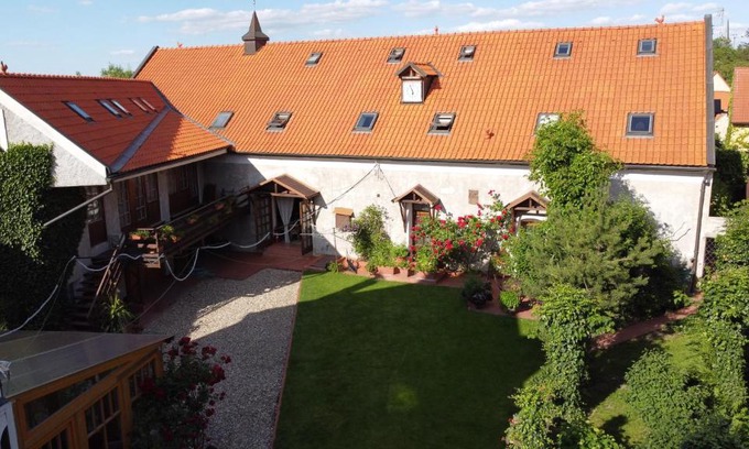 Stredokluky Casa | Penzion u Svatého Prokopa