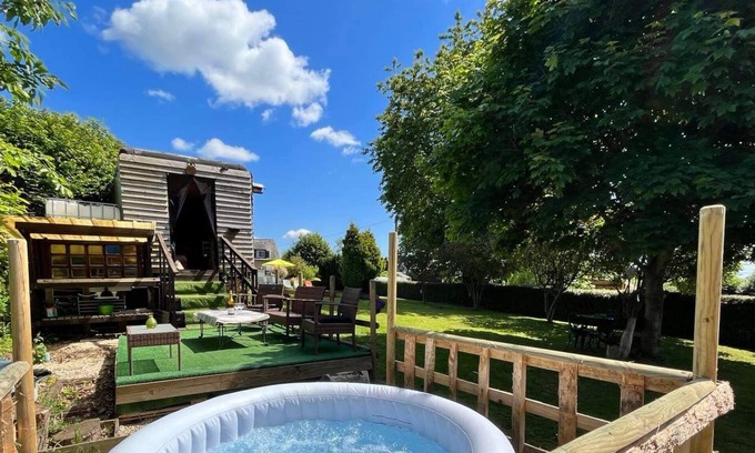 Colombiers-du-Plessis Cabina | Pepe's Naturist Pod for 2 people Pays de la Loire