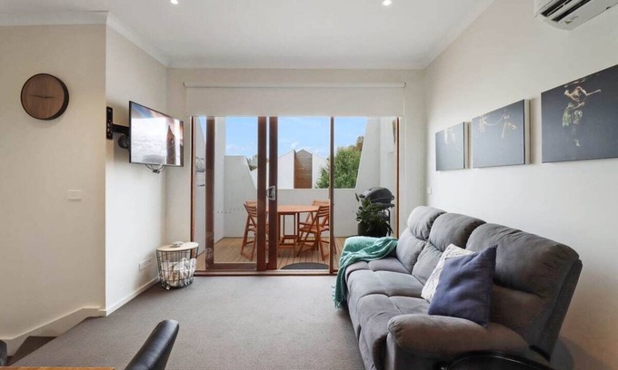 Newtown Apartamento | Percy Escape just a walk to Newtown cafes and shops
