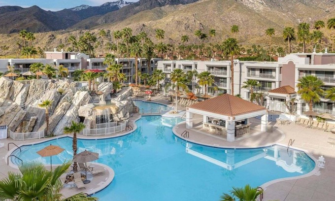 Canyon Corridor Complejo | Perfect Blend of Relaxation and Adventure at Palm Canyon Resort by Hilton- 1 Bd.