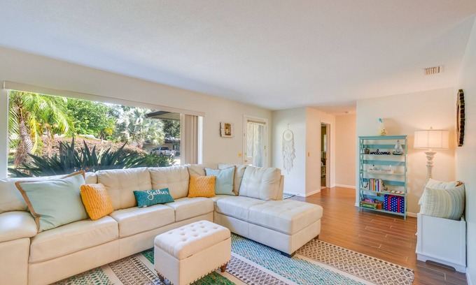 Clearwater Casa | ⭐️Perfect for Families & Groups⭐️7mi-Beach/DWTN🏖 BBQ⭐️Fire-Pit⭐️Dogs Welcome!