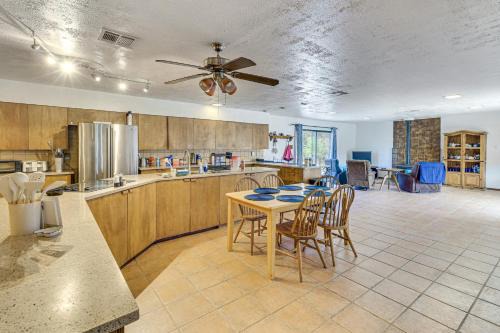 Polvadera Casa | Perfect For Groups! Socorro Home Near NM Tech