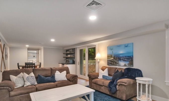 Centerville Apartamento | Perfect Getaway for a Couple or a Family with 1-2 Small Kids