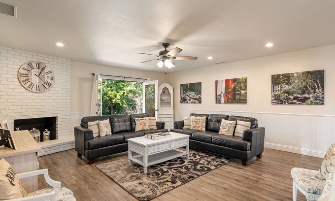 Atascadero Casa | Perfect Getaway, Peaceful Escape, Beautiful Seasonal Flower & Vegetable Gardens