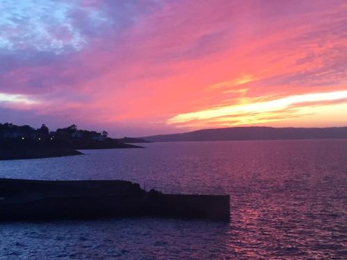 Bangor Casa | Perfect getaway, seafront home